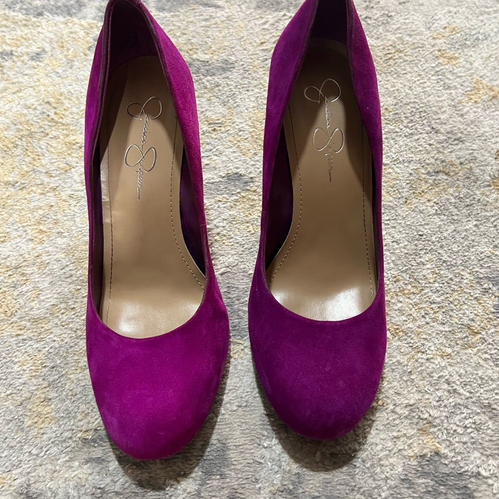Jessica Simpson Fuchsia Suede Heels